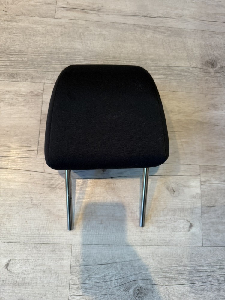 Mazda 3 Mk2 Front Headrest