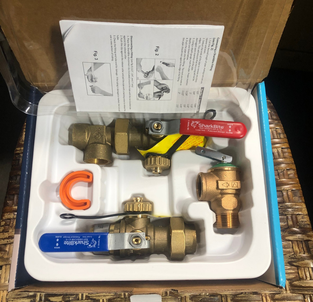 SharkBite C0851 Tankless Water Heater Installation Kit 3/4 Inch