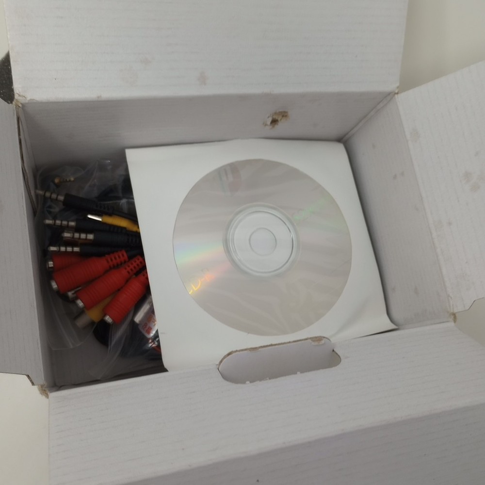BOYO VTR400E 4CH Compact DVR Black Box NOS (Open Box)