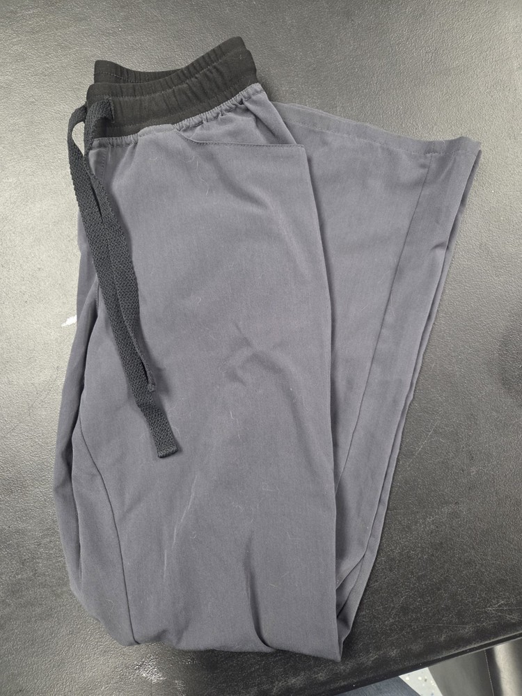 Women's Scrub Set