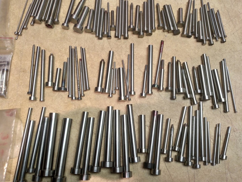 8 LBS Miscellaneous Type Harden Core Pins