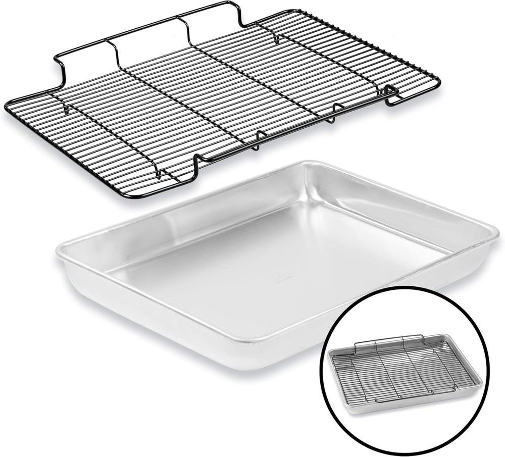 18" Aluminum Roasting Pan with Rack, Polished Silver Bakeware