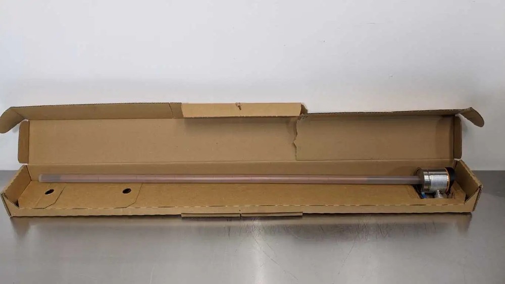 IFM Efector LK7024 Electronic Level Sensor 585mm Range LK0728A-A-00KQPKG/US 728m