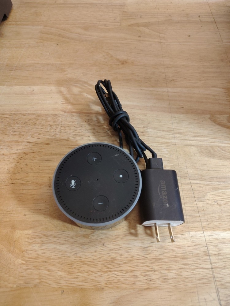 Amazon Model RS03QR Echo Dot Includes Power Cord Works
