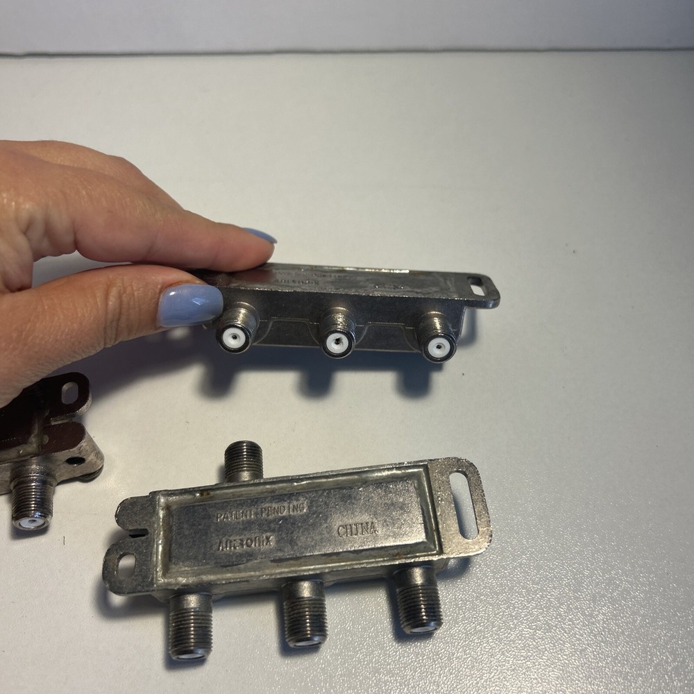 Antronix Three Way Splitter(2) ￼Antronix Two Way Splitter (1)