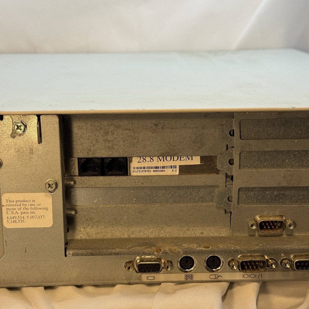 Vintage AST Research Bravo LC 5133 Desktop Computer WINDOWS 95 Untested