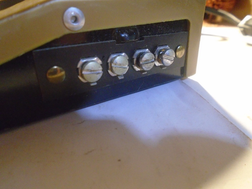 TYCO HOBBY TRANSFORMER NO 895, 10WATT VARIABLE AND FIXED OUTPUT 5-224-5