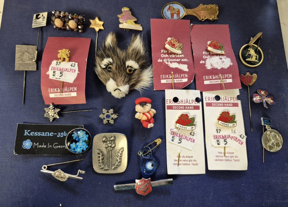 Swedish Badges Assorted 5