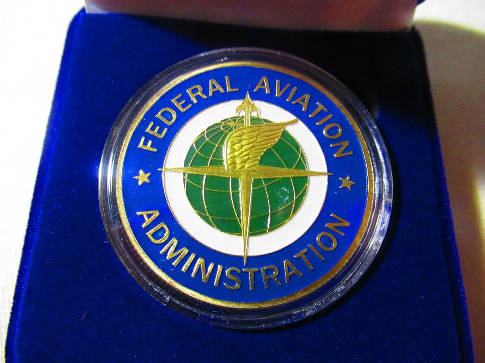 FEDERAL AVIATION ADMINISTRATION (FAA) Challenge Coin w/ Presentation Box