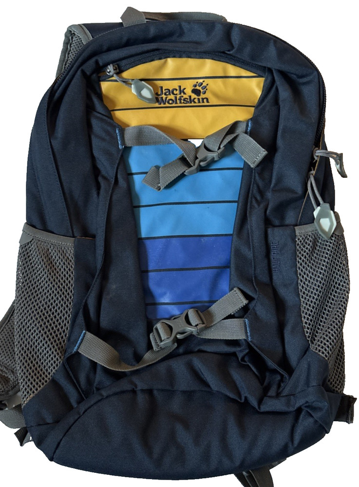 Jack Wolfskin Half Pipe Blue Snuggle Up Backpack