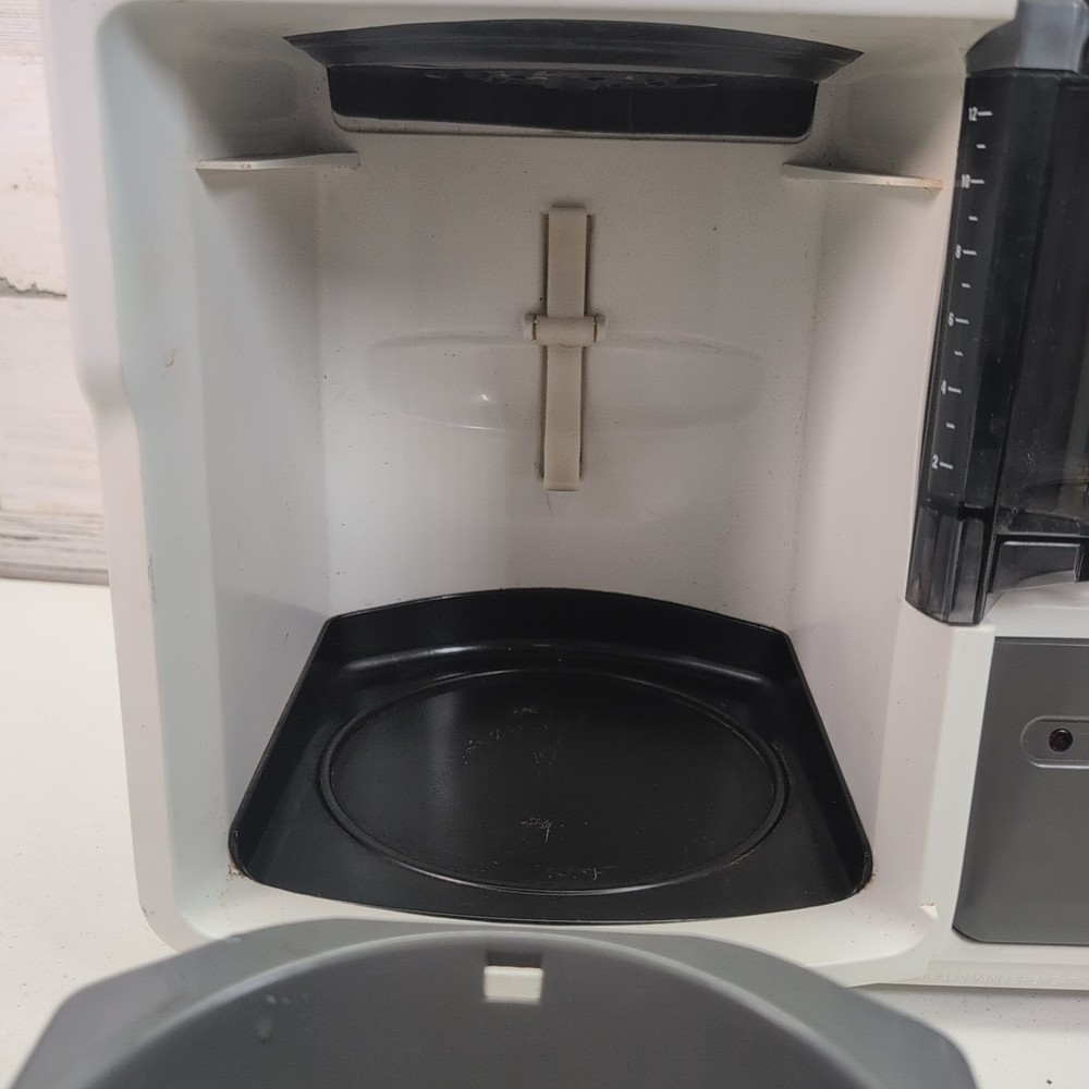 Black & Decker Spacemaker 12 Cup Coffee Maker ODC150 Type 1 White - Tested Works