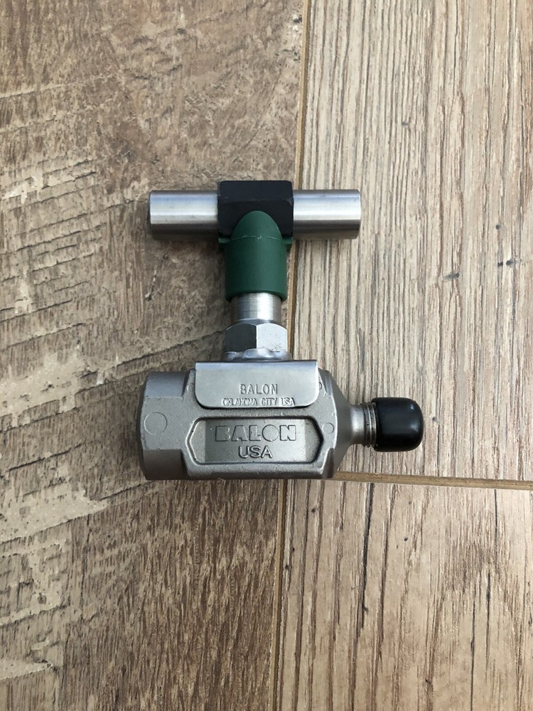 1/4" Balon Needle Valve 6000 WP @ 200 F Max SS