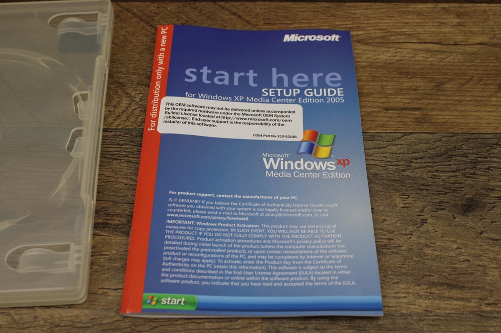 MICROSOFT WINDOWS XP MEDIA CENTER 2005 EDITION IN PLASTIC CONTAINER WITH KEY