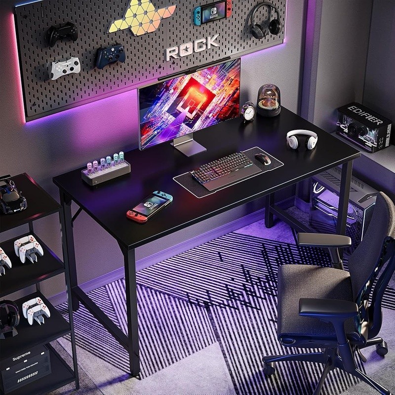 Modern Desk Wood Surface Sturdy Metal Frame Easy Assembly Gaming Computer Table