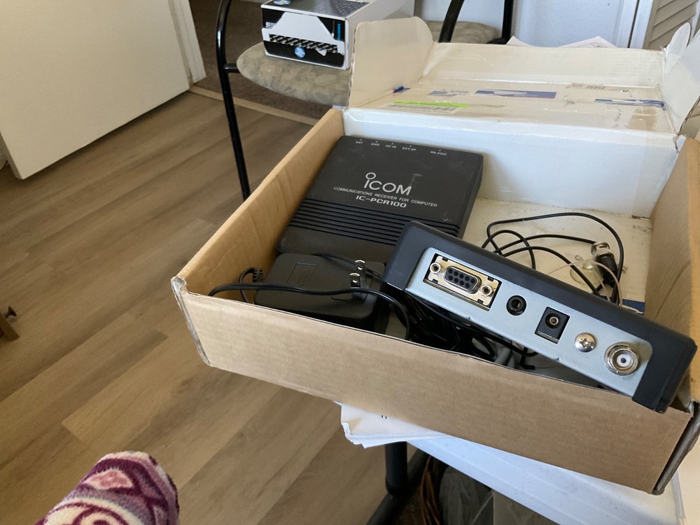 icom communication receivers set 2