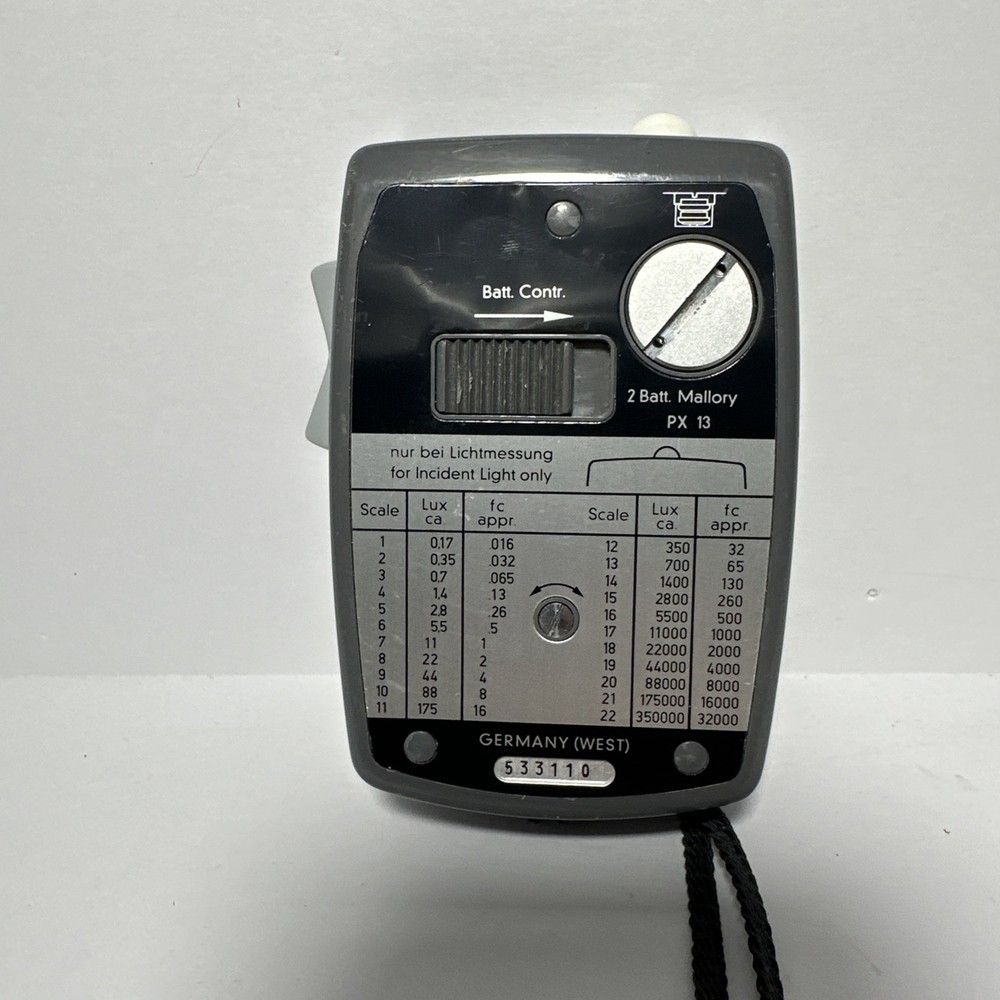 Gossen Luna Pro Light Meter w/Strap