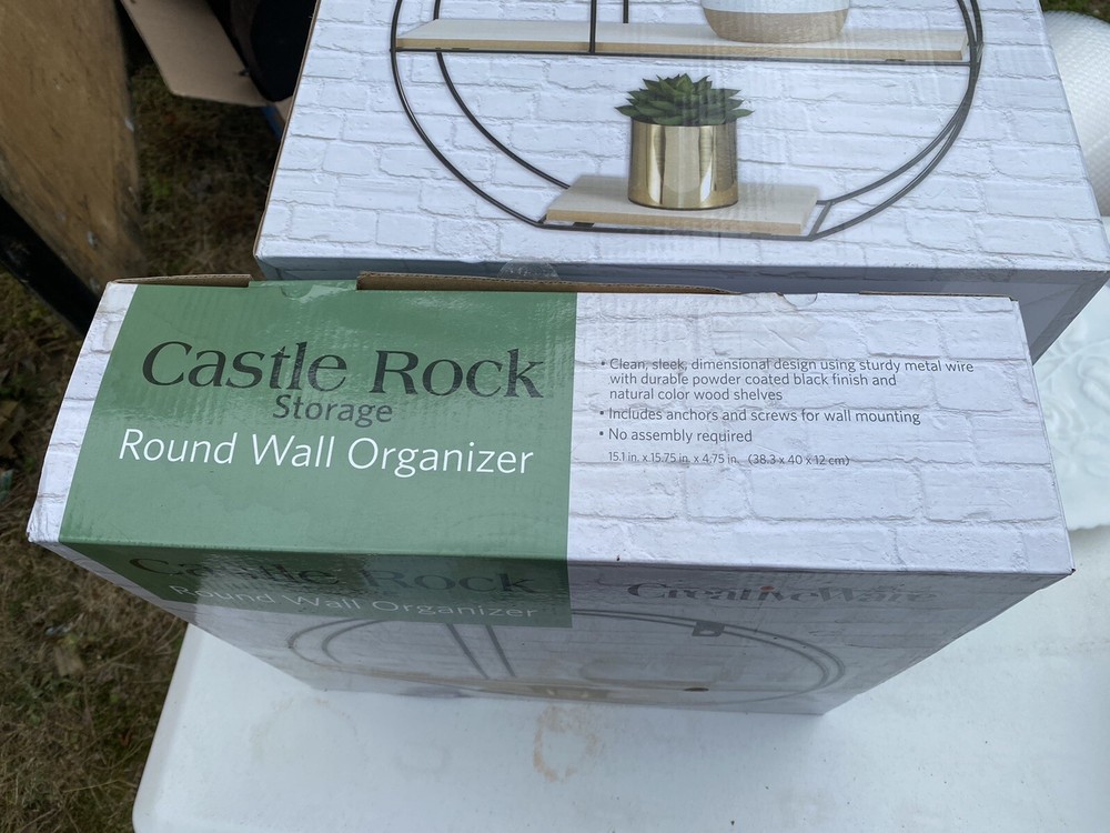 Castle Rock Round Wall Organizer NEW IN BOX
