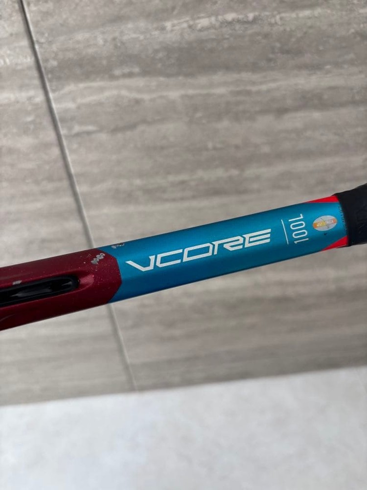 Excellent YONEX VCORE 100L V-Core 100L
