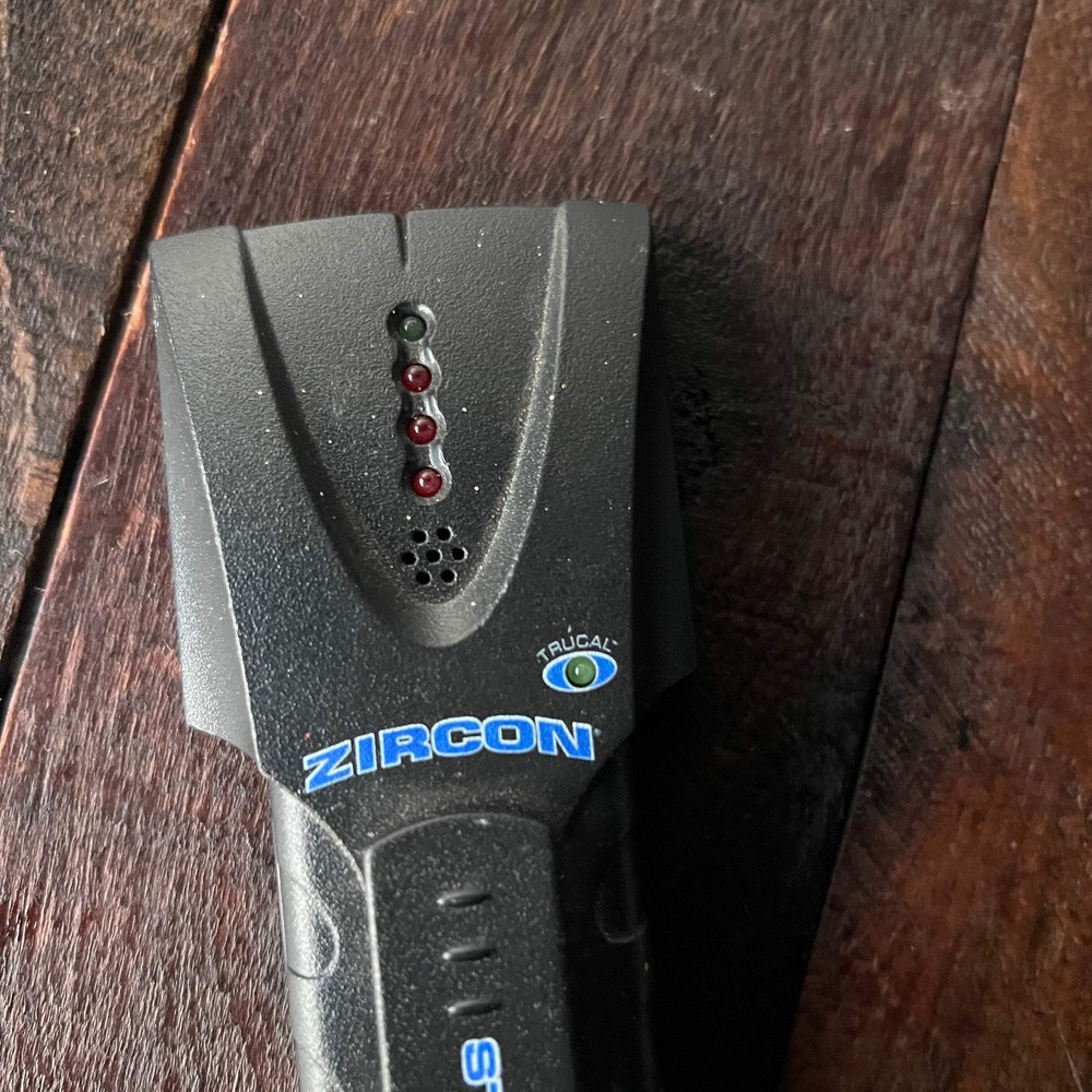 Zircon StudSensor e30 Electronic Stud Finder (Tool Only)