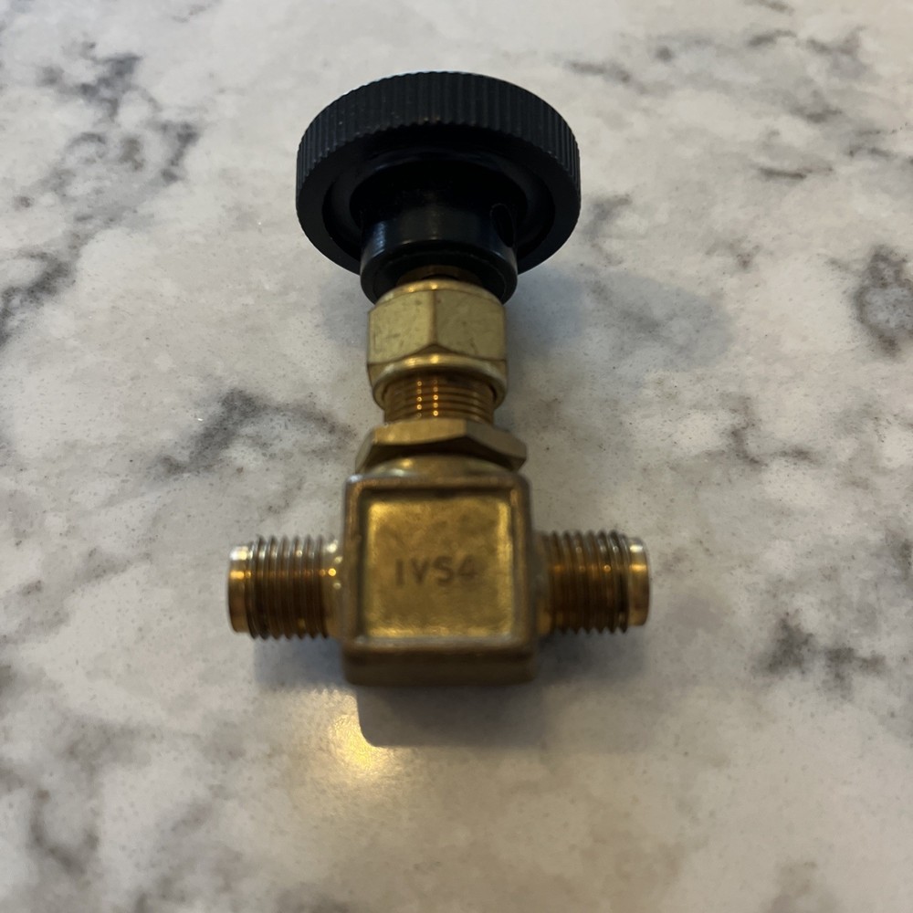 1/4” Whitey Brass Needle Valve IVS4