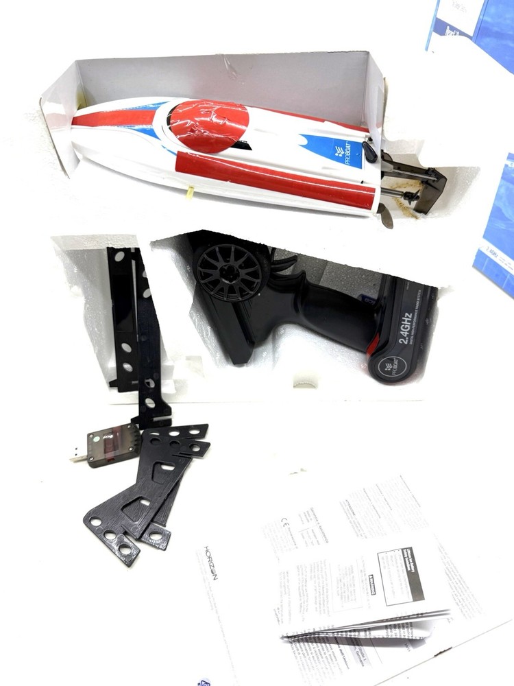 ProBoat React 9 Micro Rc Boat Brushed Rare White Untested