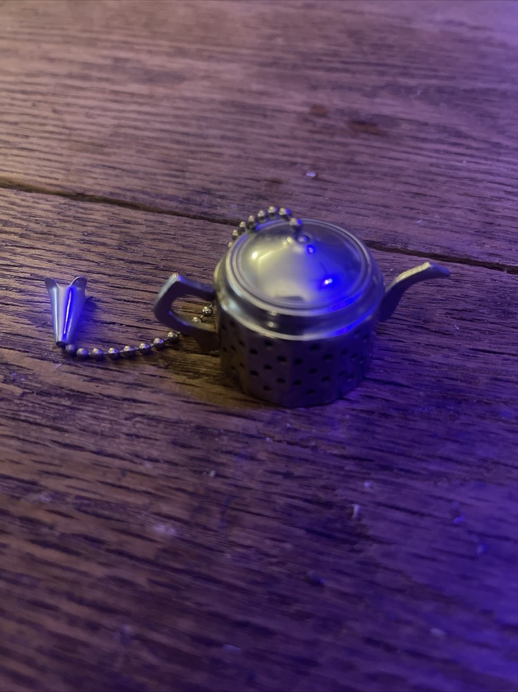 TEA POT SHAPED TEA INFUSER STAINLESS STEEL