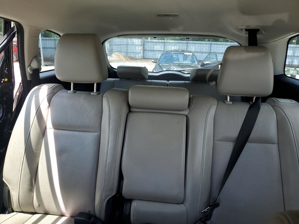 CX-9 2013 Glove Box 4678257