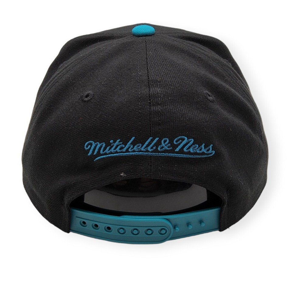 Mitchell & Ness San Jose Sharks Team 2 Tone 2.0 Adjustable Snapback Hat Cap