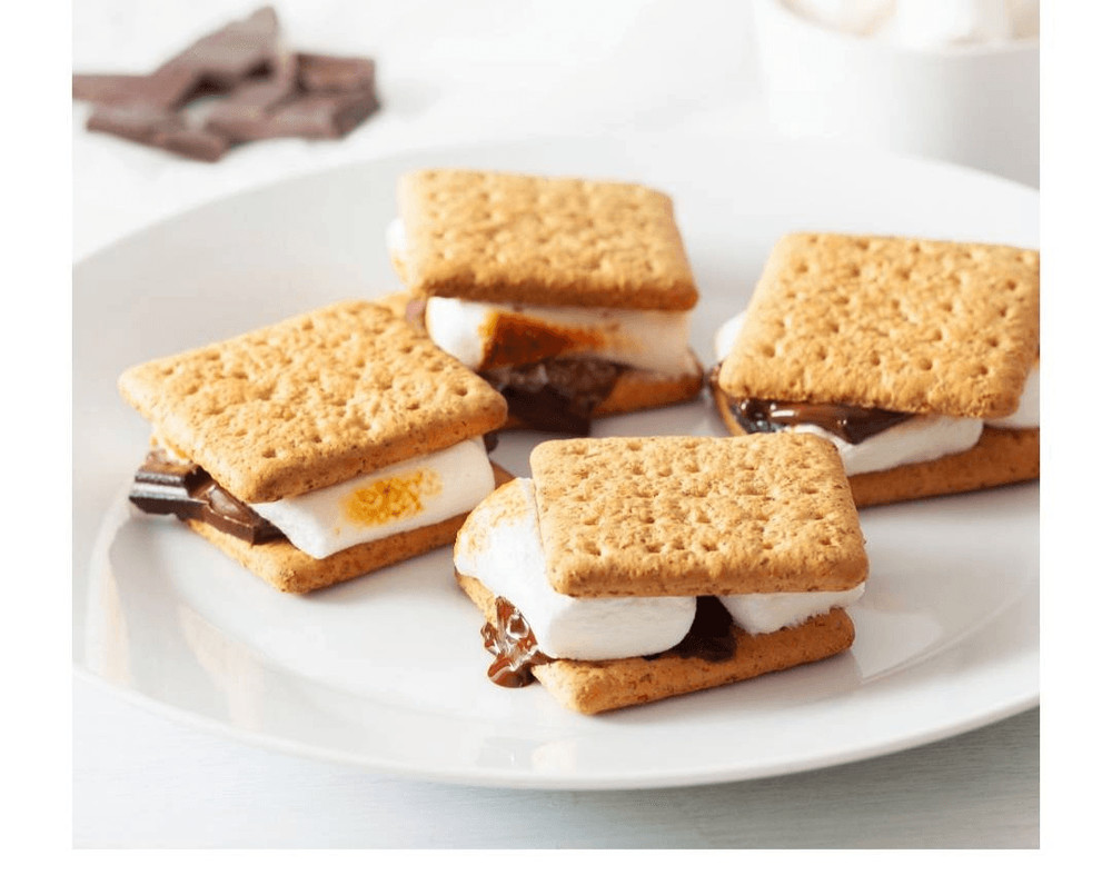 NIB NOSTALGIA SMORES MAKER