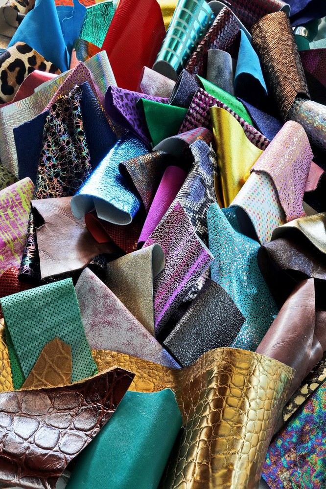 100 Leather scraps RANDOM selection MIX printed metallic solid patent 2x4" size