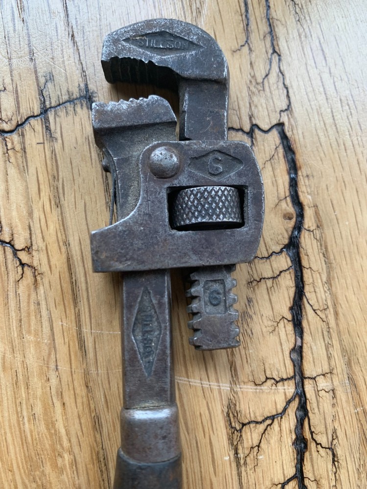 Vintage Stillson Walworth 6" Wood Handle Pipe Wrench