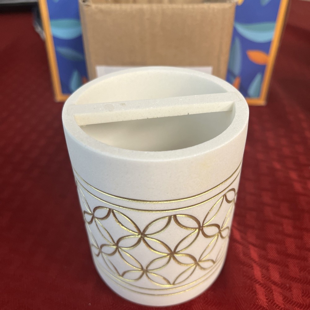 Toothbrush Holder Pendant