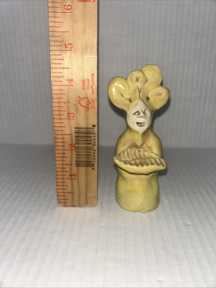 Harry Leaf Designs Goddess Sculpture Yellow