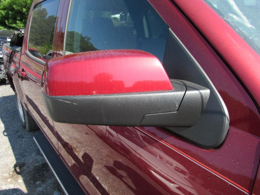 SILVRDO15 2018 Glove Box 1060862