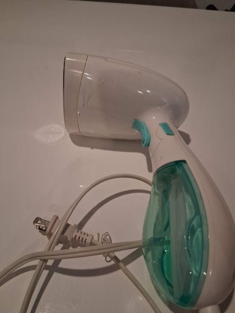 Essential Portable Steamer