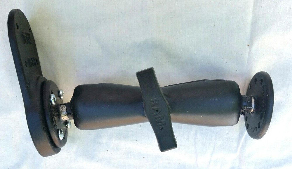 Ram Mount RamMount 1.5" C size with extra mounting plate fully adjustable NEW