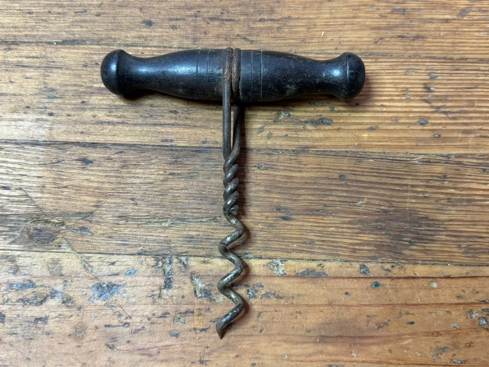 ANTIQUE VICTORIAN CORKSCREW STRAIGHT PULL