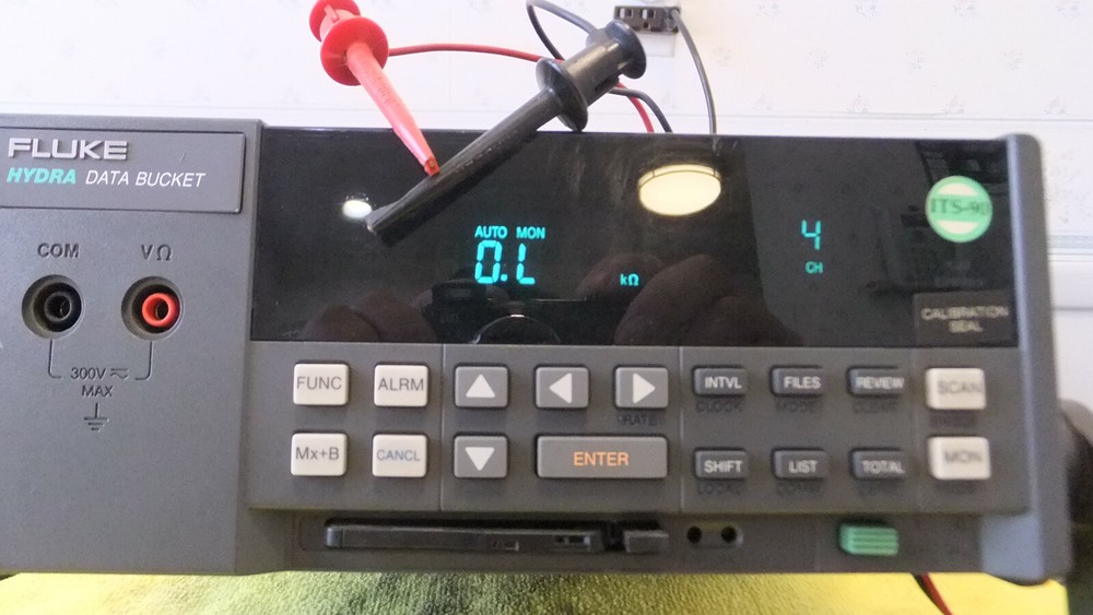 Fluke Hydra 2635A Data Logger With 2645 Universal Module