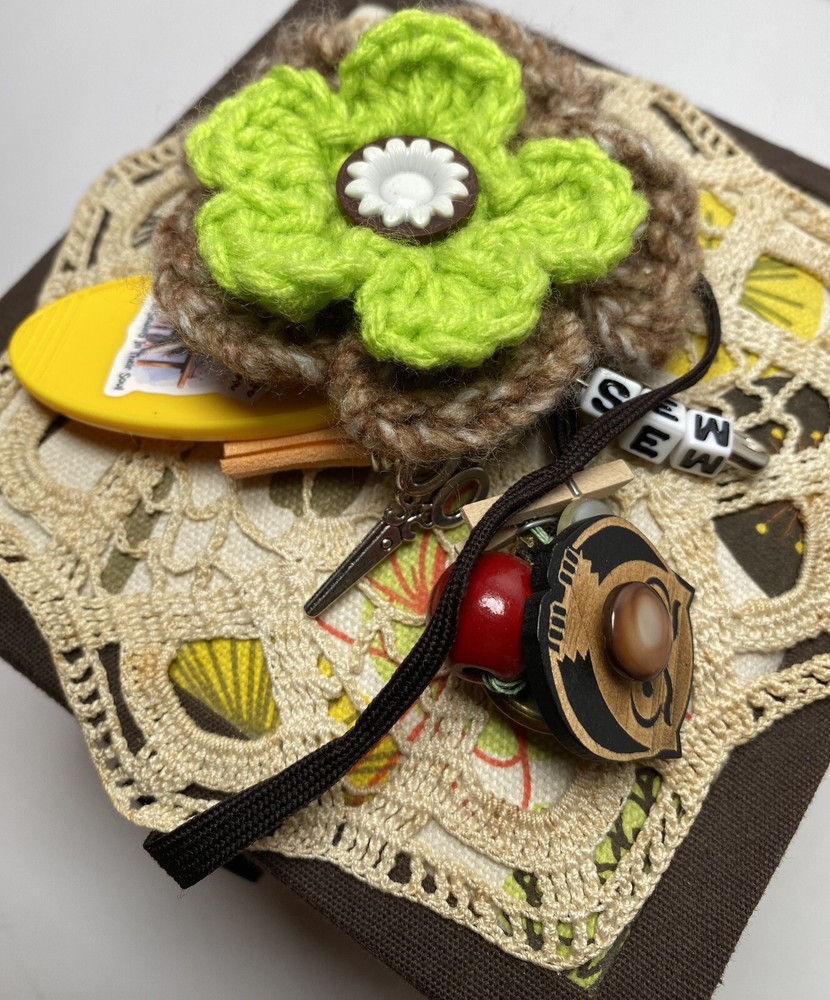 Sewing Box Notions Keepsake Kit Pin Cushion 1