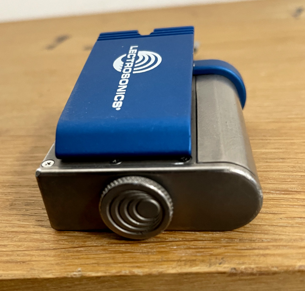 lectrosonics + 10 sm blk 28 + clip