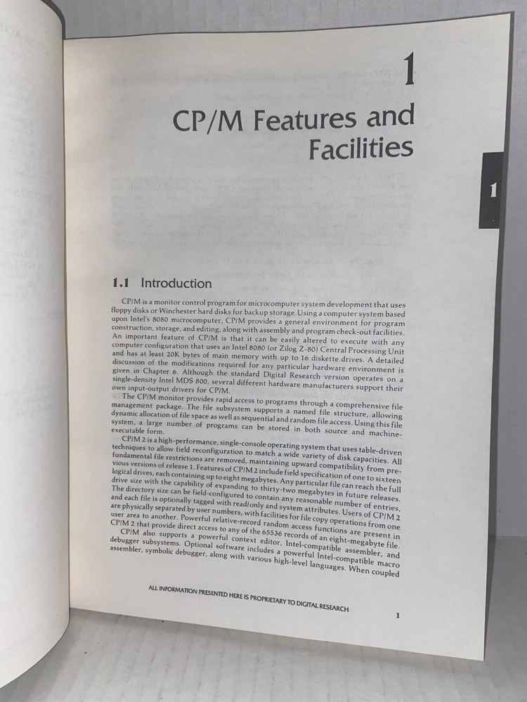 KAYPRO 10 Manual * ORIGINAL * CP/M OPERATING SYSTEM MANUAL 1ST PRINTING 1982 EUC