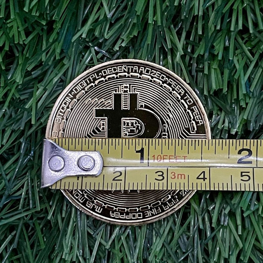 Bitcoin Magnetic Golf Ball Marker – Crypto Golf Accessory