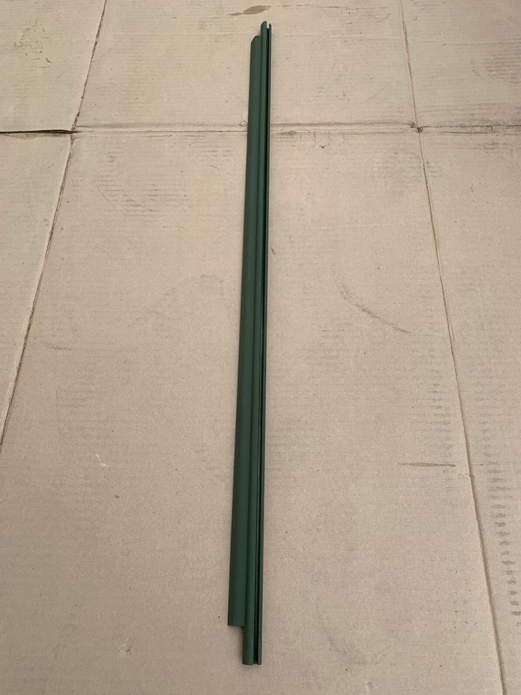 Retainer windshield glass.HMMWV 2590-01-209-6043