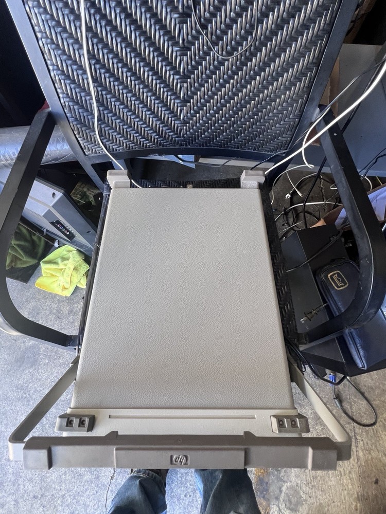 HP Hewlett Packard 8595E Spectrum Analyzer