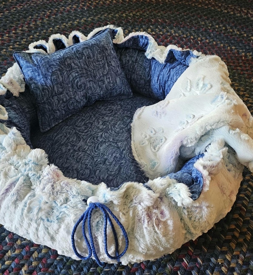 Hand crafted beautiful pet bed