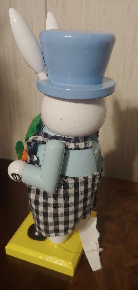 Black Gingham Wooden Nutcracker Easter Bunny Boy Carrots 🐰