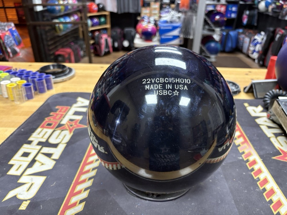 Used Storm Dark Code Bowling Ball 15lbs