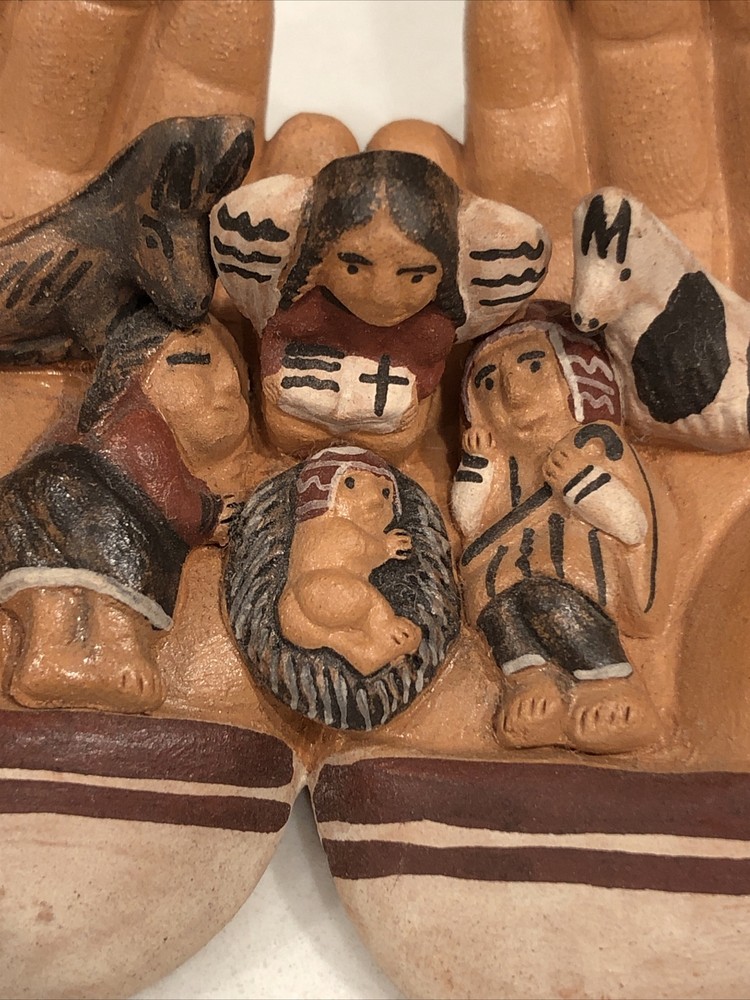 Nativity Scene Handmade Peru Peruvian Ceramic Cupped Hands