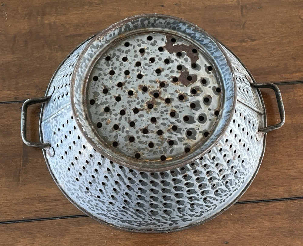 Vintage Graniteware Kitchen Colander Enamelware Strainer Rustic Farmhouse Decor