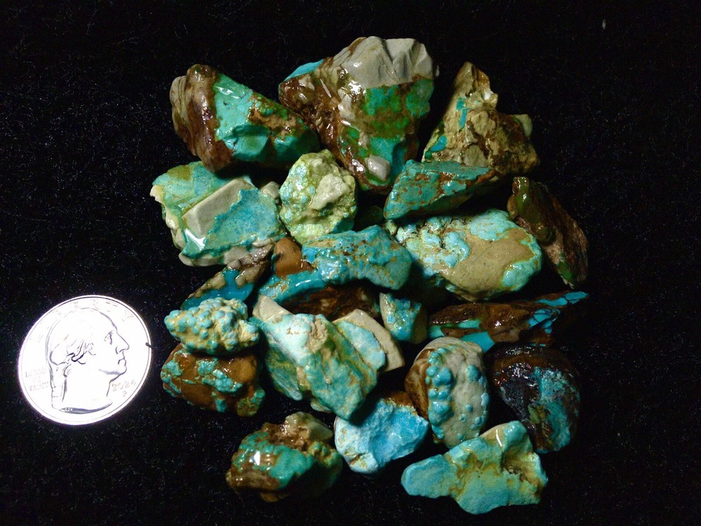 ~X - 17B Select Natural Royston Turquoise Rough